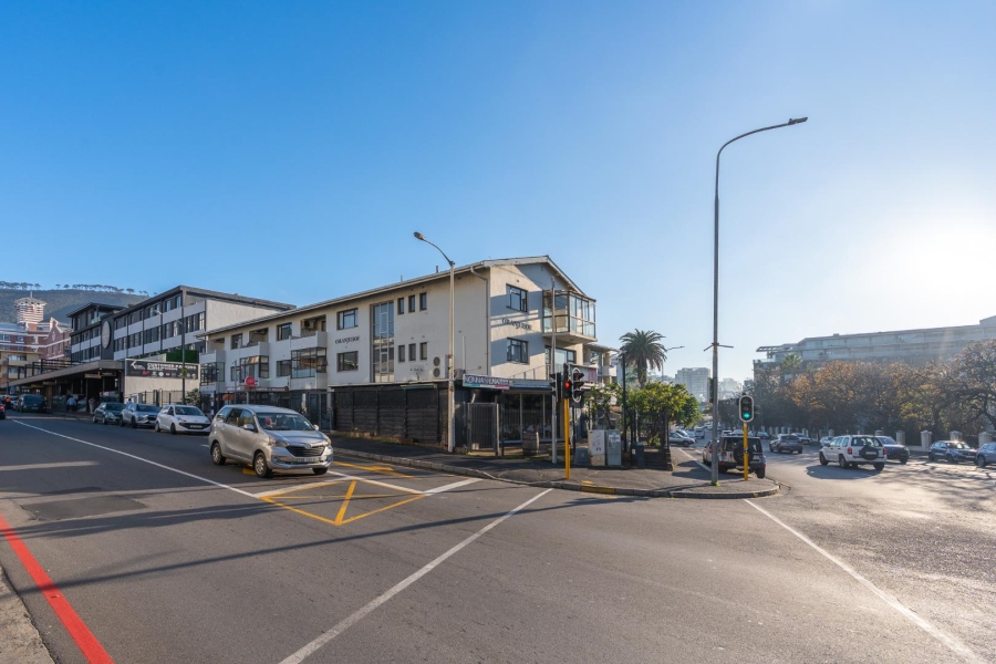 0 Bedroom Property for Sale in Gardens Western Cape